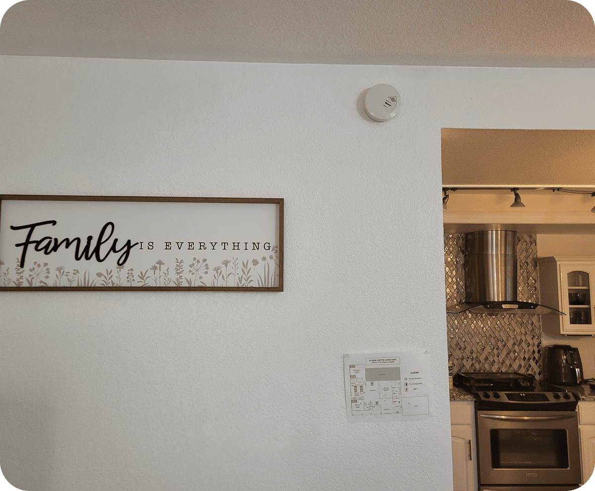 Cozy kitchen and family decor